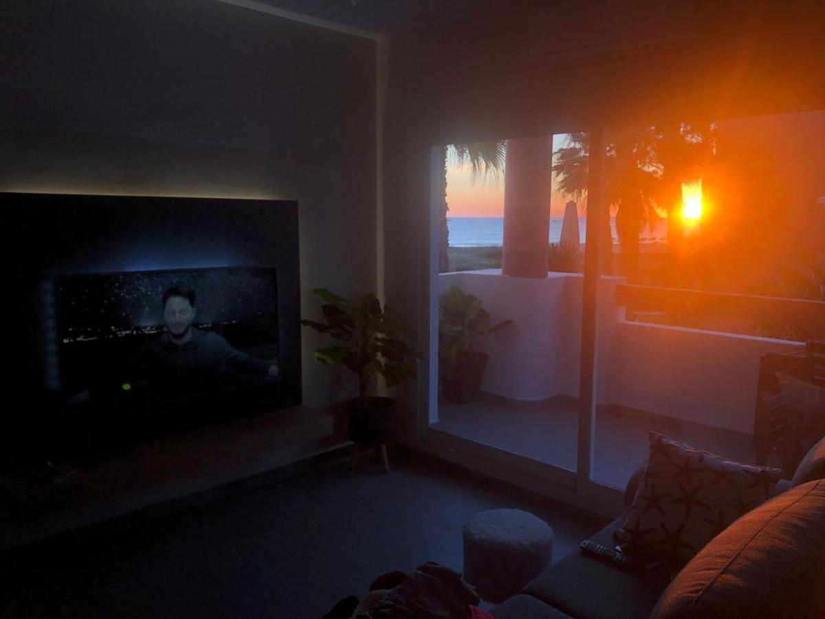Apartasuites Royal Zahara, Maximo Confort Con Vistas Al Mar Zahara de los Atunes Exterior foto